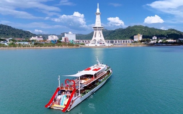 Beauty Princess Sunset Cruise Langkawi